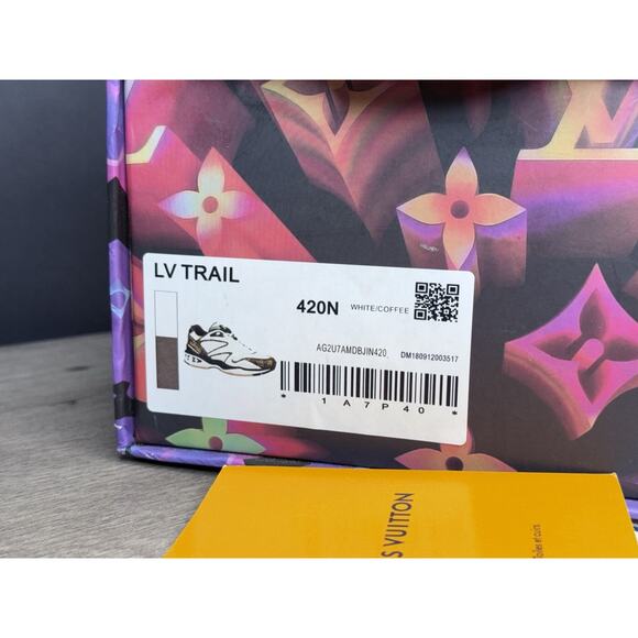 Louis Vuitton White and Brown Men's Sneakers - Picture 3 of 16